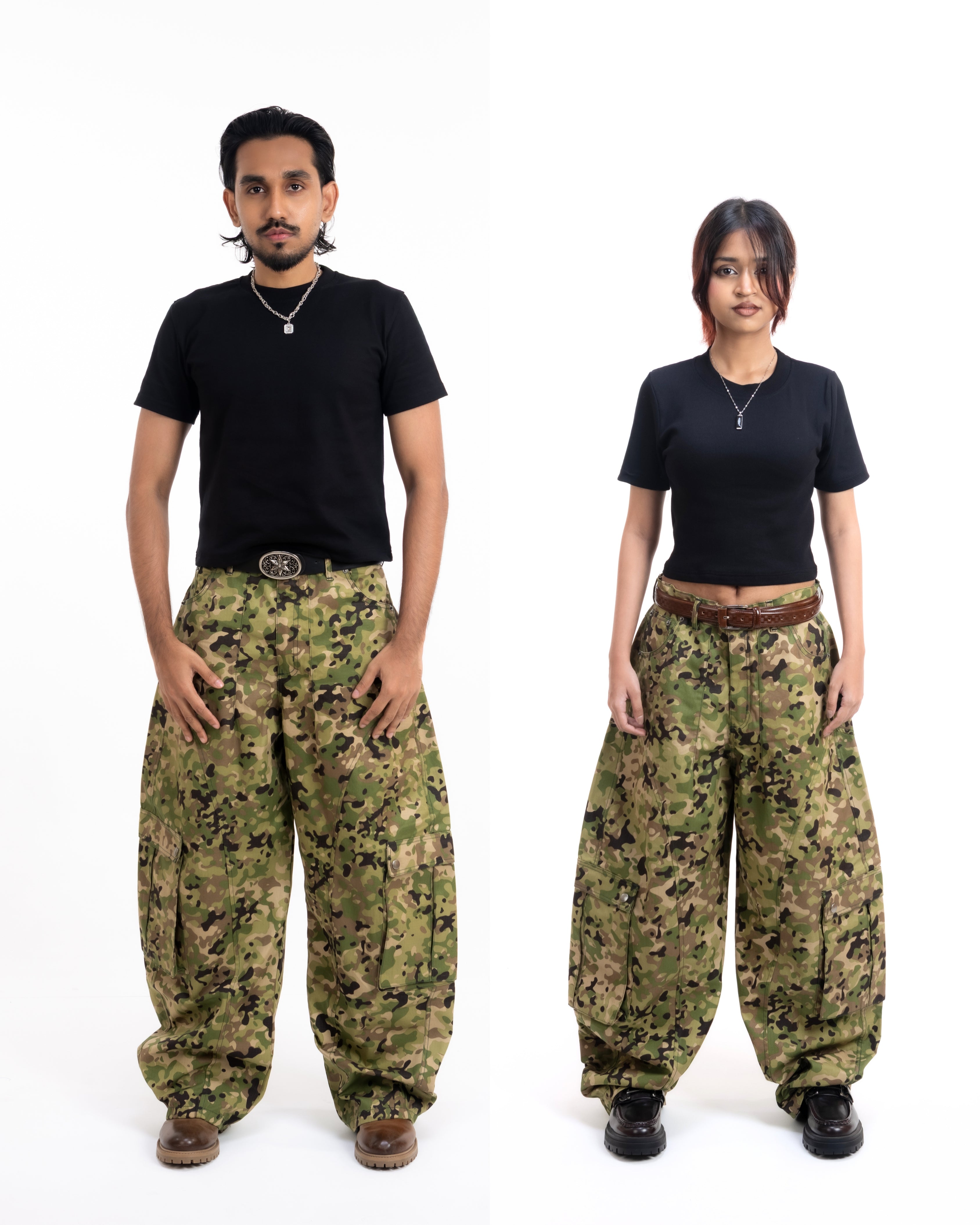 6 pocket Forest Camo Cargo pant in C shape