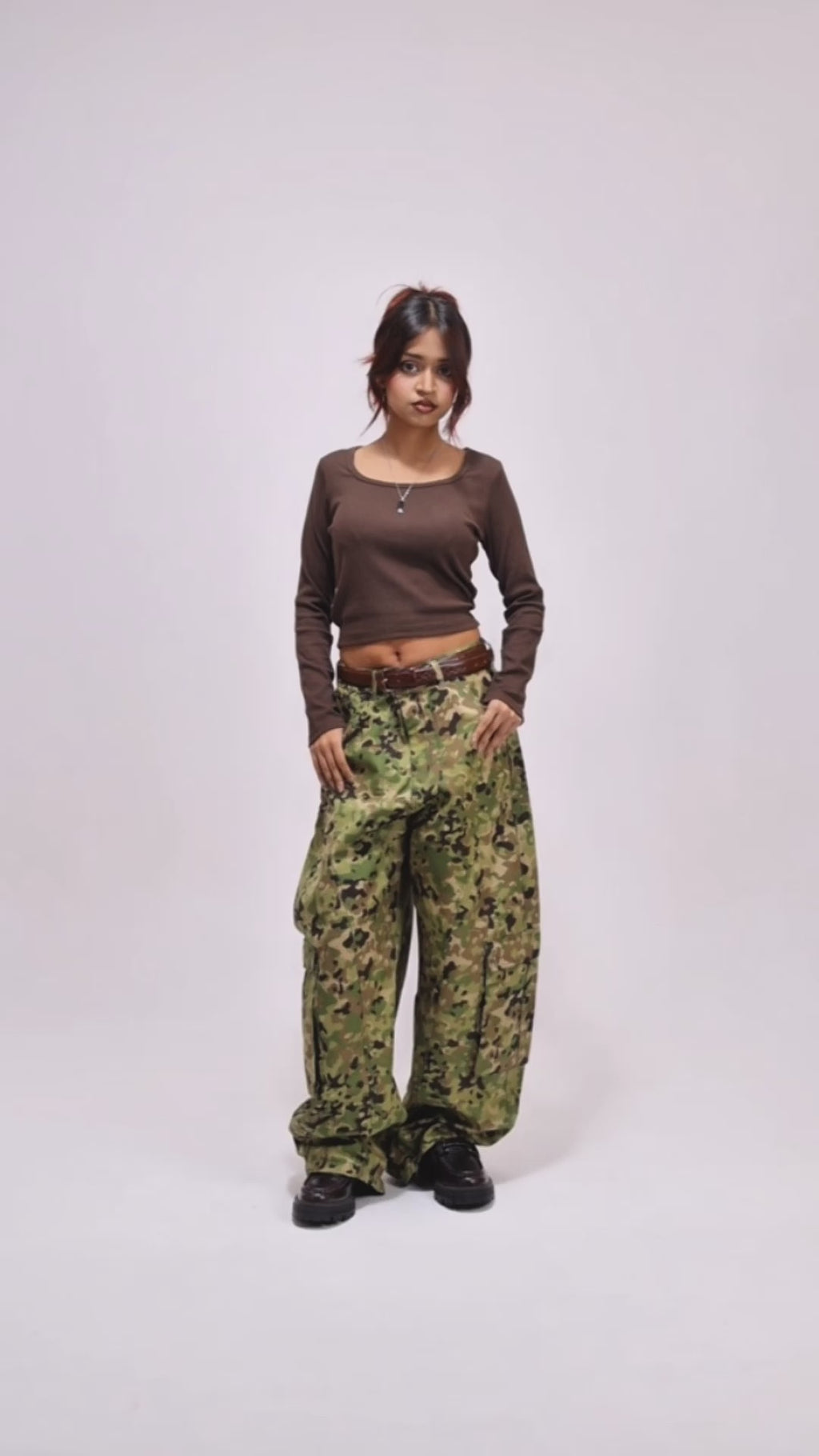 6 pocket Forest Camo Cargo pant in C shape